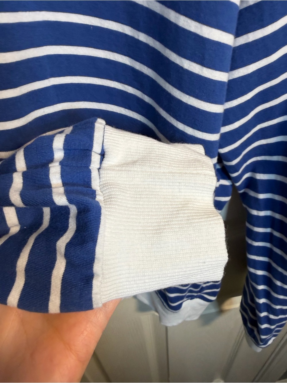Women’s Zenana Blue & White Striped Crewneck Sweatshirt, size Large - Picture 9 of 10